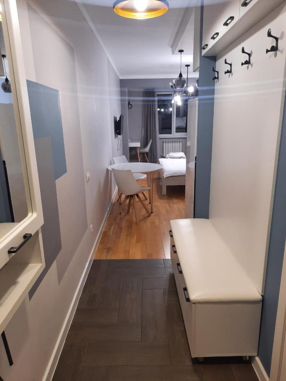 Loftik Apartments Shevchenko Street Алмати Екстер'єр фото